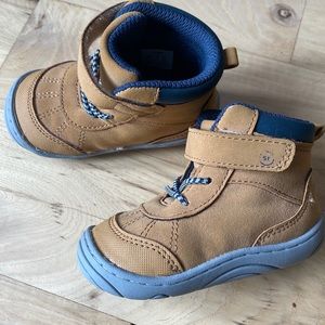 SOLD! Surprize by stride rite boots. Size 4. Worn once for in